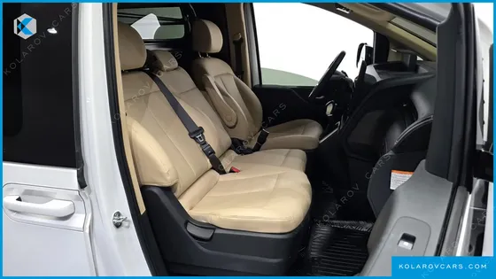 HYUNDAI STARIA HEV 1.6 CARGO 3-SEATER