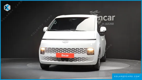 HYUNDAI STARIA TOURER 11-SEATER