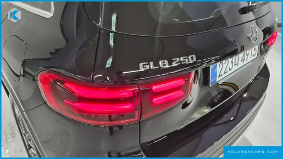MERCEDES GLB-CLASS GLB250 4MATIC