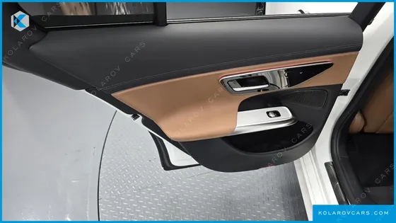 MERCEDES E-CLASS E200 AVANTGARDE