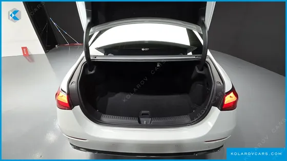 MERCEDES E-CLASS E200 AVANTGARDE