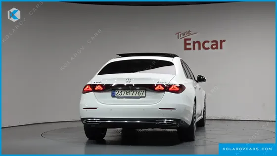 MERCEDES E-CLASS E300 4MATIC EXCLUSIVE