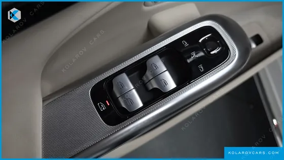 MERCEDES E-CLASS E300 4MATIC EXCLUSIVE