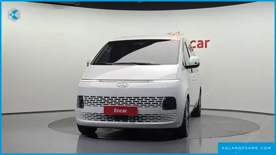 HYUNDAI STARIA 4WD TOURER 9-SEATER