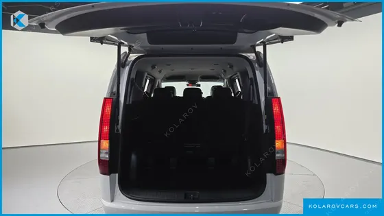 HYUNDAI STARIA 4WD TOURER 9-SEATER