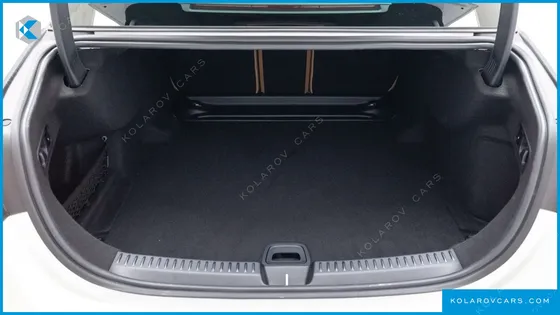 MERCEDES E-CLASS E200 AMG LINE