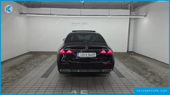 MERCEDES E-CLASS E300 4MATIC EXCLUSIVE