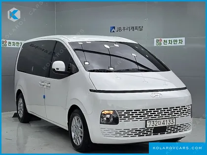 HYUNDAI STARIA TOURER 11-SEATER