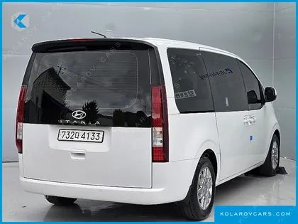 HYUNDAI STARIA TOURER 11-SEATER