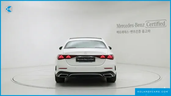 MERCEDES E-CLASS E300 4MATIC AMG LINE