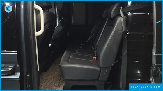 HYUNDAI STARIA L3.5 CARGO 5-SEATER