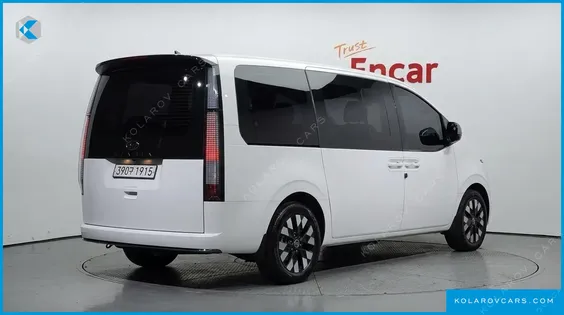 HYUNDAI STARIA HEV 1.6 LOUNGE 7-SEATER