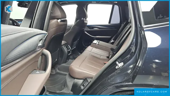 BMW IX3 M SPORTS