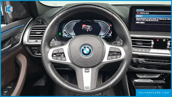BMW IX3 M SPORTS