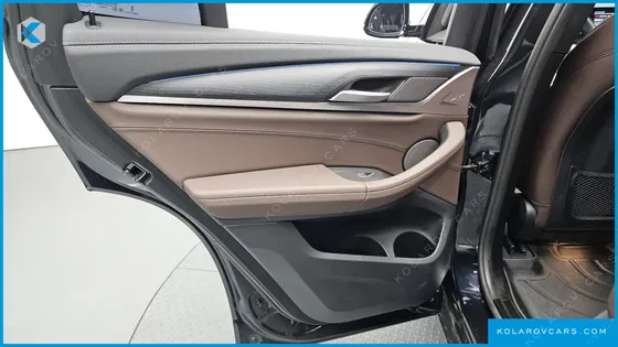 BMW IX3 M SPORTS