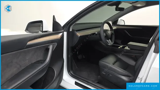 TESLA MODEL Y RWD