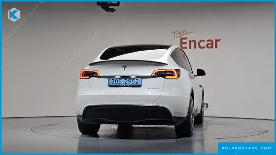 TESLA MODEL Y LONG RANGE AWD