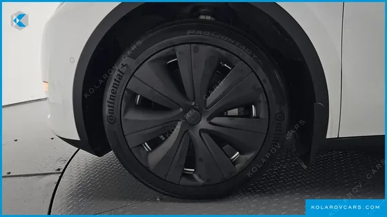 TESLA MODEL Y LONG RANGE AWD