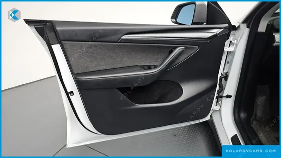 TESLA MODEL Y LONG RANGE AWD