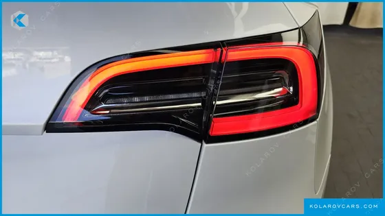 TESLA MODEL Y LONG RANGE AWD