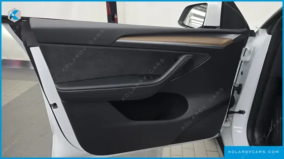TESLA MODEL Y RWD