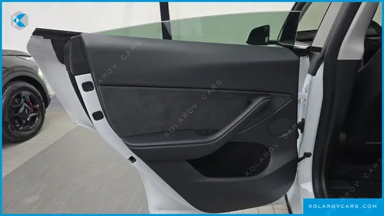TESLA MODEL Y RWD