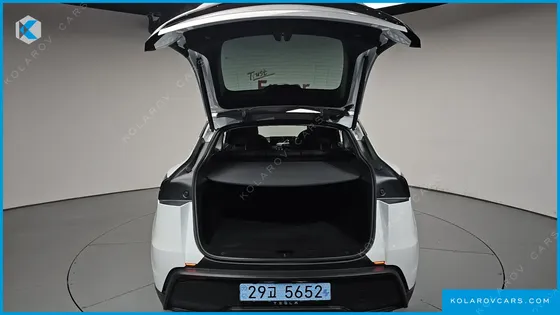 TESLA MODEL Y RWD