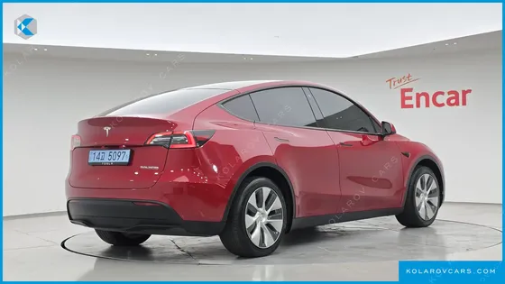 TESLA MODEL Y LONG RANGE AWD