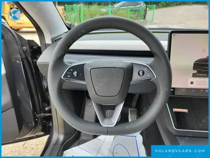 TESLA MODEL Y RWD