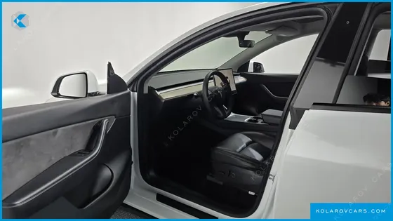 TESLA MODEL Y LONG RANGE AWD