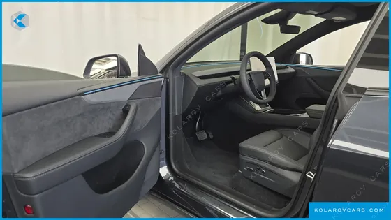 TESLA MODEL Y PREMIUM LONG RANGE AWD