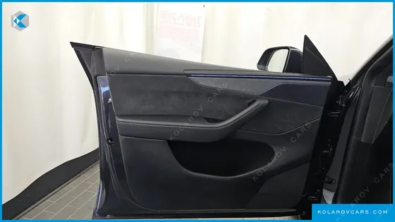 TESLA MODEL Y PREMIUM LONG RANGE AWD