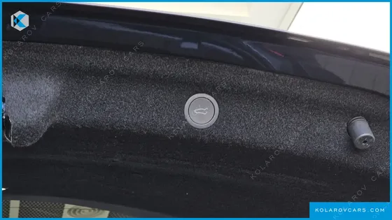 TESLA MODEL Y PREMIUM LONG RANGE AWD