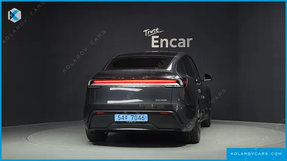 TESLA MODEL Y PREMIUM LONG RANGE AWD