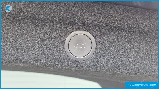 TESLA MODEL Y PREMIUM LONG RANGE AWD