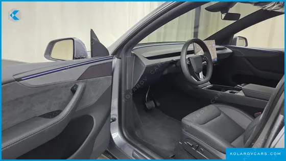 TESLA MODEL Y PREMIUM LONG RANGE AWD