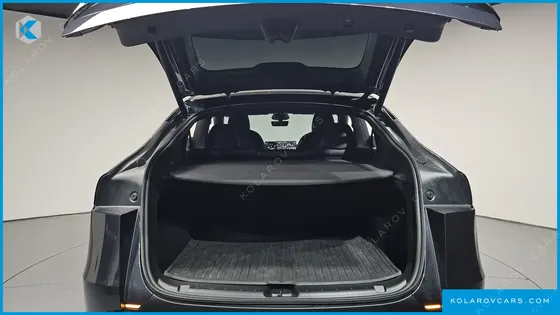 TESLA MODEL Y PREMIUM RWD