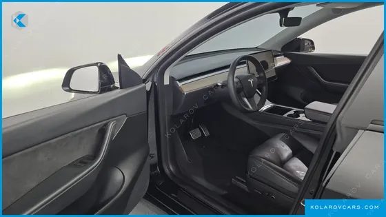 TESLA MODEL Y LONG RANGE AWD