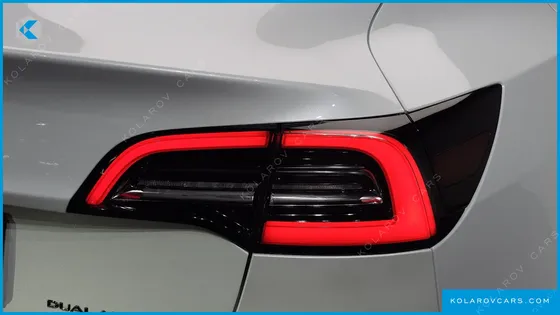 TESLA MODEL 3 LONG RANGE AWD