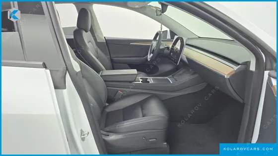 TESLA MODEL Y LONG RANGE AWD