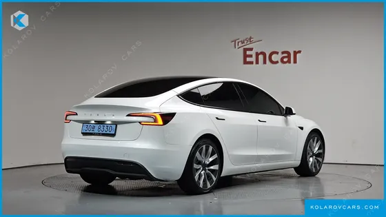 TESLA MODEL 3 RWD