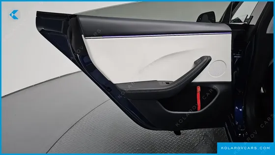 TESLA MODEL 3 RWD