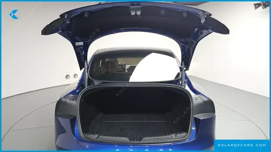TESLA MODEL 3 RWD