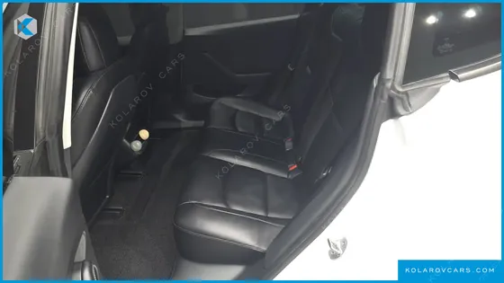 TESLA MODEL 3 RWD