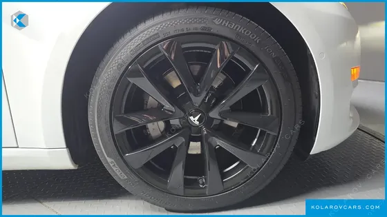 TESLA MODEL 3 RWD