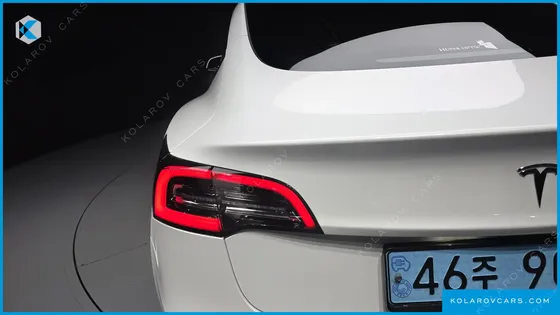 TESLA MODEL 3 RWD