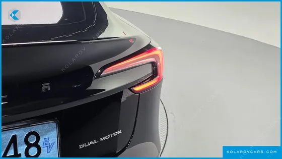 TESLA MODEL 3 LONG RANGE AWD