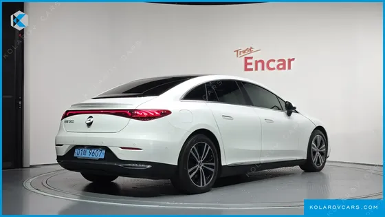 MERCEDES EQE EQE300