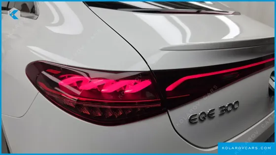 MERCEDES EQE EQE300