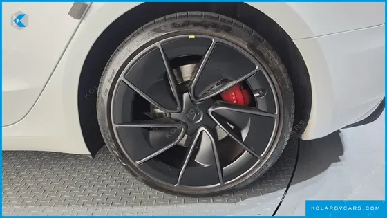 TESLA MODEL 3 PERFORMANCE AWD